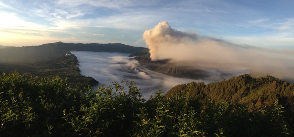Hier doe je het voor: zonsopkomst op de Bromo vulkaan met kinderen