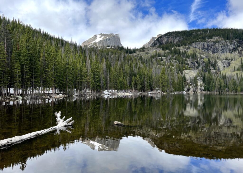 En prachtige spiegelmeren in Rocky Mountains National Park