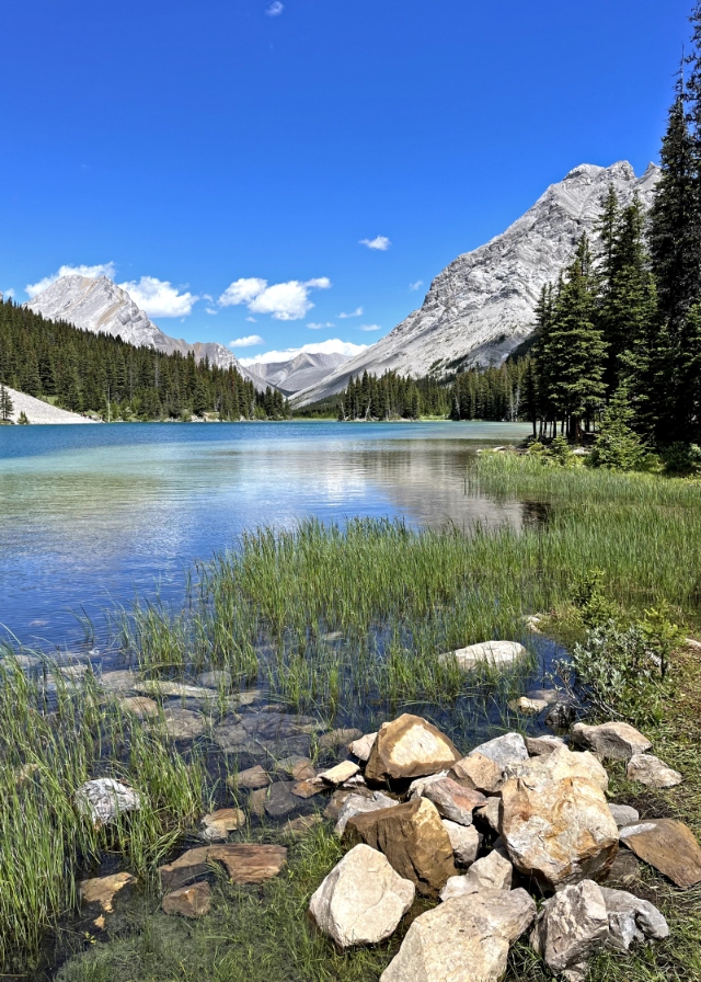 Elbow Lake, prachtig alternatief voor Banff NP. Zonder de toeristen!