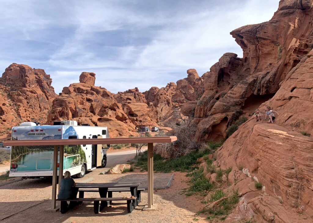 Huurcamper ophalen in Amerika of Canada; slapen op de mooiste plekken