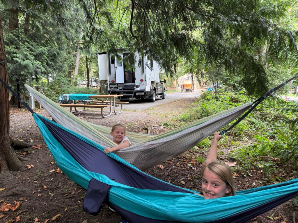 Huurcamper ophalen in Amerika of Canada; vanuit je hangmat