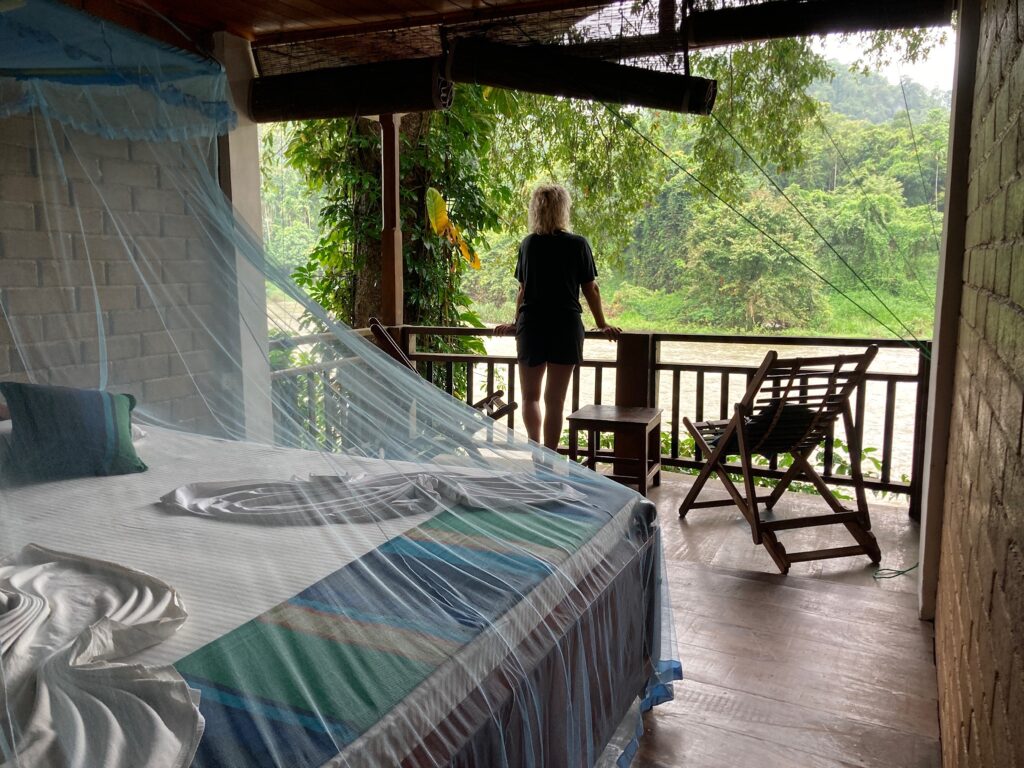 Kitilgula; je chalet direct aan de rivier